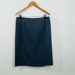 Briggs New York Size 12 Professional Straight Knee Length Office Skirt Two Slits